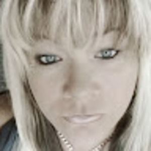 Meet your Posher, Carla